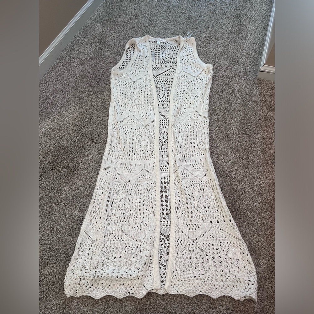 Beautiful white vest duster